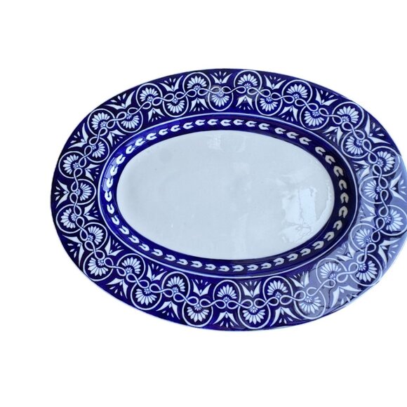 Vintage Bombay Company Blue & White Ceramic Soup Tureen with Matching Platter - Picture 9 of 16